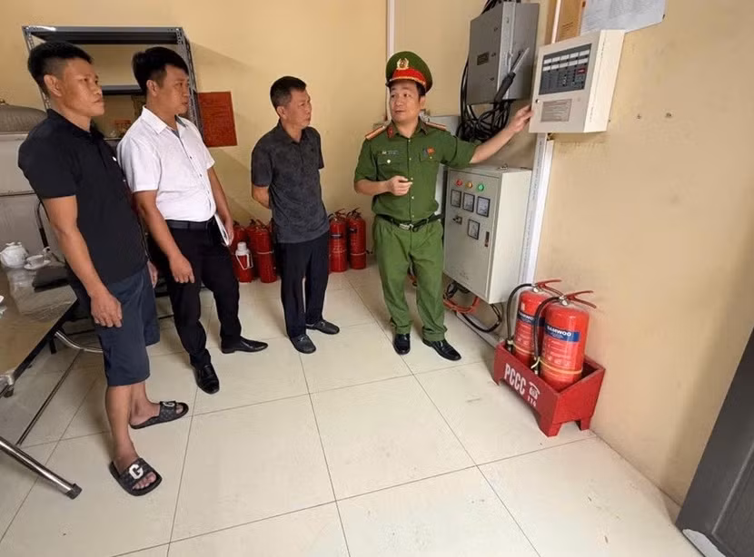 tuyen1.jpg