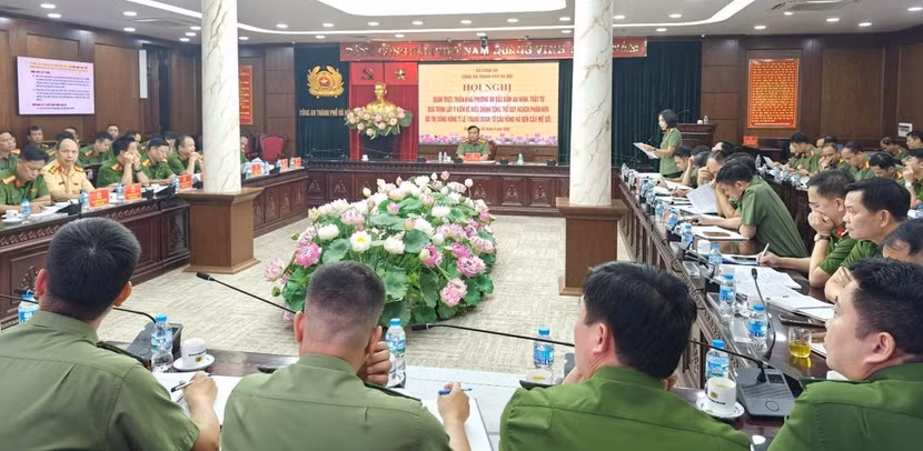 Công an Hà Nội chủ động bảo đảm an ninh, trật tự phục vụ lấy ý kiến về điều chỉnh tổng thể quy hoạch phân khu đô thị sông Hồng ảnh 2