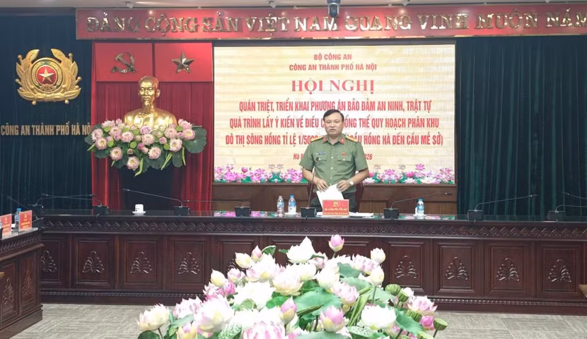 Công an Hà Nội chủ động bảo đảm an ninh, trật tự phục vụ lấy ý kiến về điều chỉnh tổng thể quy hoạch phân khu đô thị sông Hồng ảnh 4