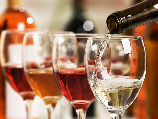 [ẢNH] Uống rượu, bia quá đà là tự gây hại cho sức khỏe ảnh 23