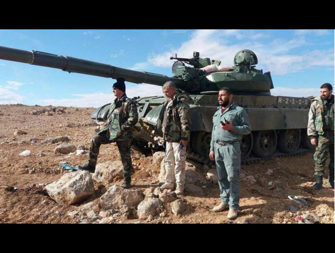 Chỉ huy lực lượng Tiger Force trên chiến trường thuộc trục Hama-Idlib, Syria