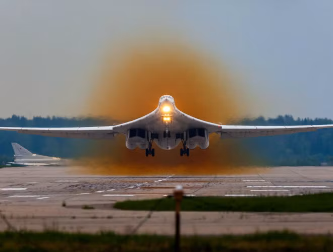 Máy bay ném bom chiến lược Tupolev-160M2