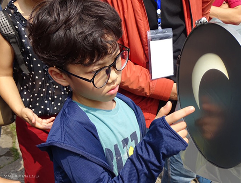 [ẢNH] Nhìn lại cảnh nhật thực "vòng tròn lửa" đi qua Việt Nam và các nước châu Á vào 26-12 ảnh 9