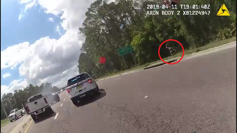 [ẢNH] Vụ đấu súng kịch tính như phim hành động ở Mỹ ảnh 10