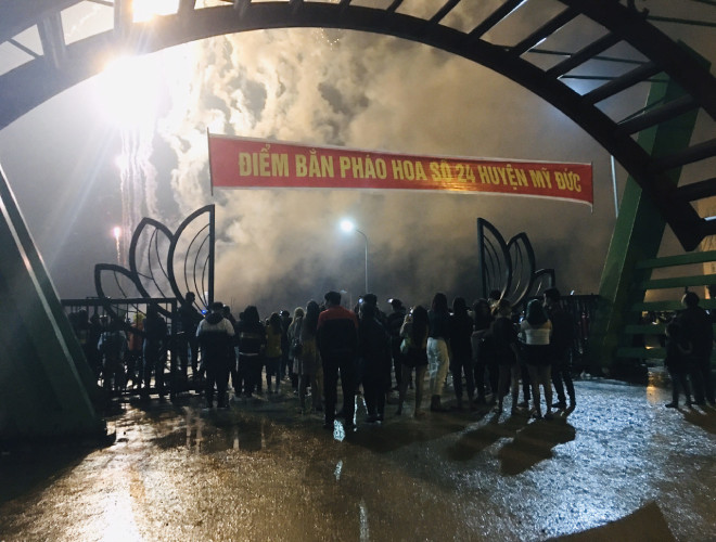 Điểm bắn pháo hoa số 24 huyện Mỹ Đức được tổ chức thường niên và duy nhất trong toàn khu vực với các màn pháo hoa rực sáng Điểm bắn pháo hoa số 24 huyện Mỹ Đức được tổ chức thường niên và duy nhất trong toàn khu vực với các màn pháo hoa rực sáng