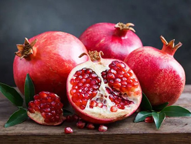 Theo Dân Việt, Lựu được coi là một loại thực phẩm may mắn để ăn ở Thổ Nhĩ Kỳ vào đêm giao thừa vì hai lý do rất đáng chú ý. Theo Dân Việt, Lựu được coi là một loại thực phẩm may mắn để ăn ở Thổ Nhĩ Kỳ vào đêm giao thừa vì hai lý do rất đáng chú ý.