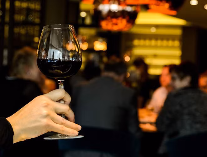 [ẢNH] Uống rượu, bia quá đà là tự gây hại cho sức khỏe ảnh 7