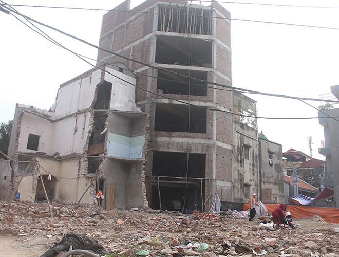 Nhiều căn nhà đang được hoàn thành với muôn hình vạn trạng, khiến nhiều người không thể định nghĩa nó là hình gì?