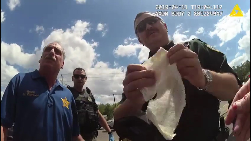 [ẢNH] Vụ đấu súng kịch tính như phim hành động ở Mỹ ảnh 19