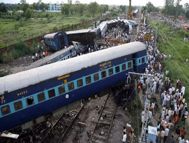 Vụ tai nạn tàu hỏa Firozabad xảy ra gần Firozabad ở Ấn Độ vào ngày 20-8-1995, khi một tàu chở khách đâm vào con tàu khác, khiến 358 người thiệt mạng