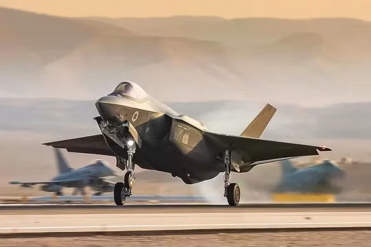 Iran tuyên bố 'phá hủy 3 tiêm kích F-35' trong đòn tấn công căn cứ Mỹ