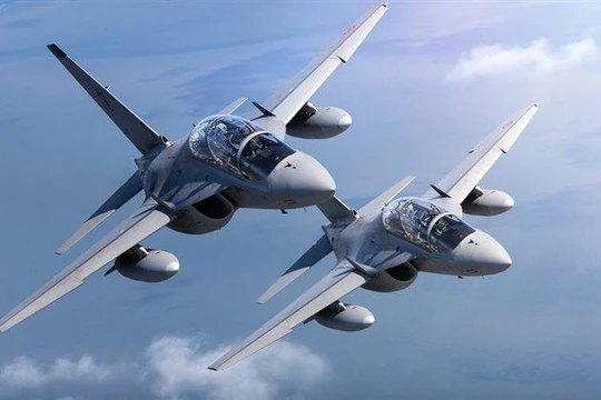 Máy bay M-346 của Ý, 'chị em sinh đôi' với Yak-130 và hành trình từ huấn luyện đến chiến đấu