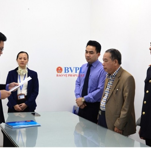 Tin Podcast ngày 15-1-2026: Nhận hối lộ, nguyên Chánh án TAND cấp cao tại Đà Nẵng bị khởi tố