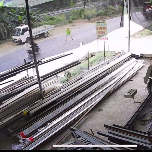 Làm rõ vụ các đối tượng lao xe vào CSGT