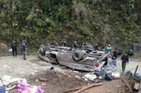 Xe chở đoàn thiện nguyện đi Phình Hồ bị lật làm 9 người tử vong