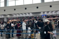 Hàng không "bùng nổ" khách trong bốn ngày nghỉ Tết Dương lịch