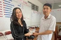 Nữ hành khách bỏ quên tài sản trăm triệu đồng trên tàu