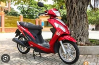 Tìm chủ sở hữu xe mô tô Kymco màu đỏ
