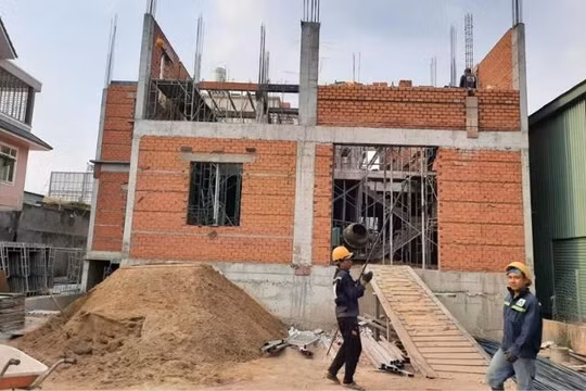Hà Nội thí điểm miễn giấy phép xây dựng đối với nhà ở riêng lẻ tại 126 xã, phường