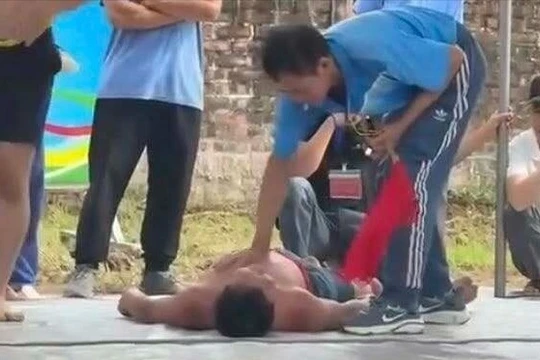 Hà Nội thông tin về trường hợp người đàn ông tử vong khi đấu vật tại lễ hội ở xã Kim Anh 