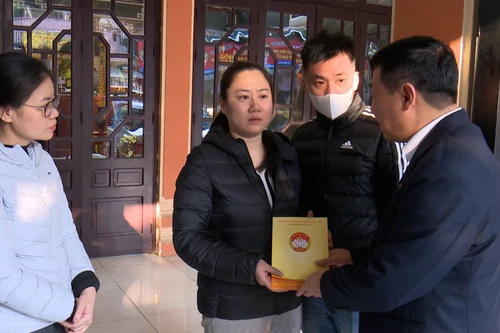 Lãnh đạo Ủy ban MTTQ Việt Nam TP Hà Nội thăm hỏi nạn nhân vụ cháy tại Hà Đông