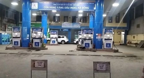 Hà Nội: Chủ cây xăng tại Hà Đông nói lý do “hết xăng”
