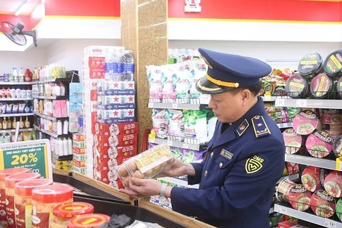 Thành lập 7 đoàn kiểm tra, bình ổn thị trường dịp cao điểm Tết Nguyên đán 