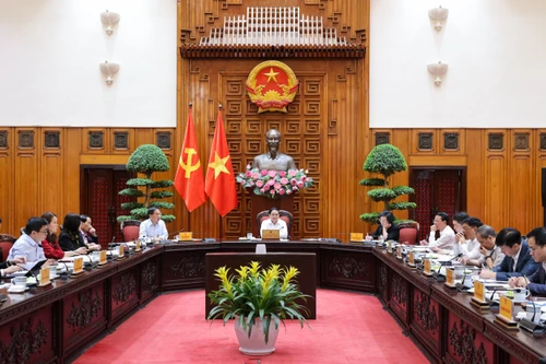 Thủ tướng: Khẩn trương xây dựng kho dự trữ xăng dầu chiến lược