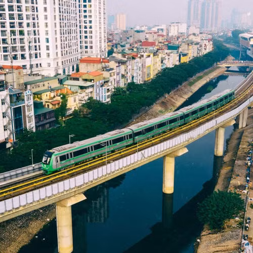 Tin Podcast ngày 23/8/2026: Tăng cường xe buýt, metro đáp ứng nhu cầu đi lại dịp 2/9