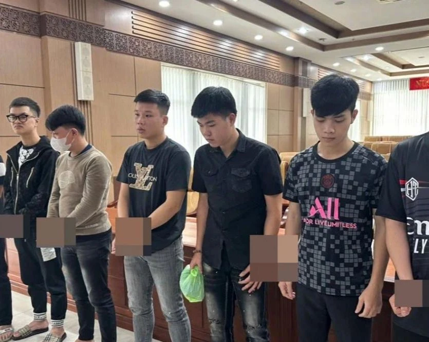 Bản tin Podcast 4-12-2025: Khởi tố 17 thanh niên tụ tập gây rối, đánh nhau