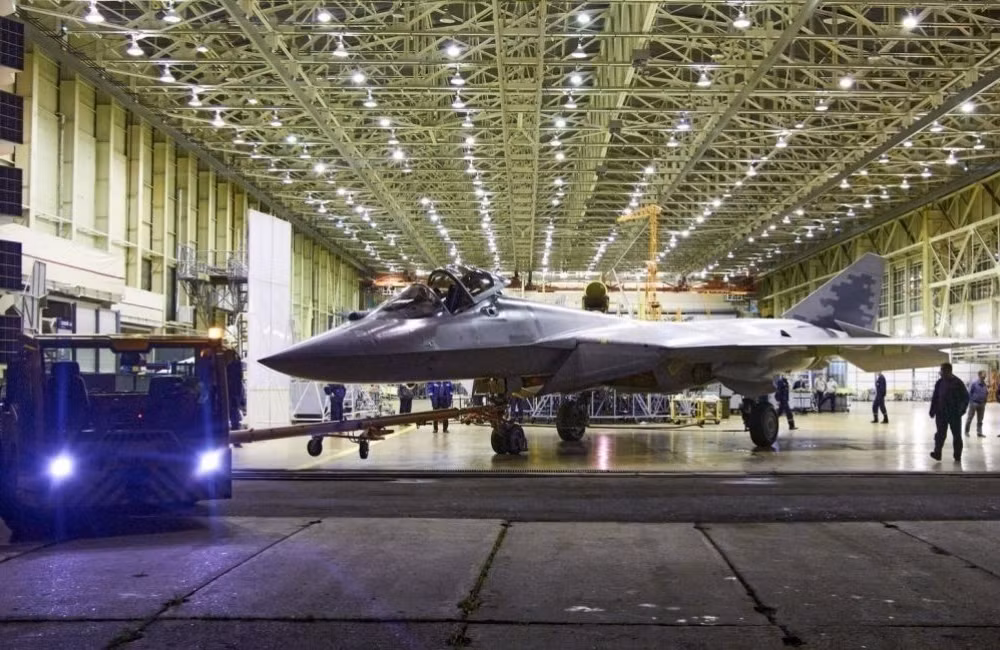 Chuyên gia Ấn Độ nói về lợi thế 'không thể bàn cãi' của tiêm kích Su-57 trước F-35