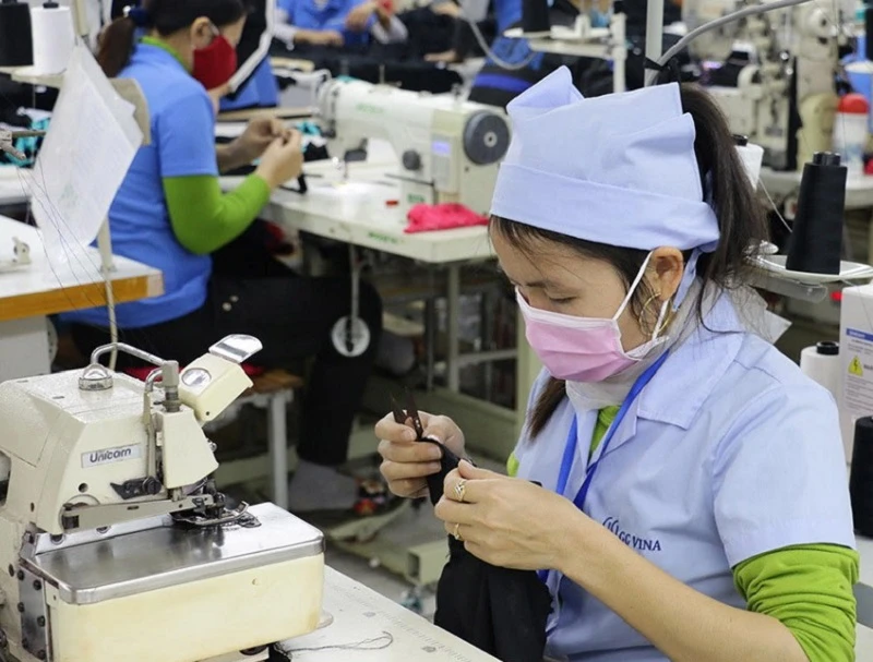 Đề xuất nghiên cứu giảm giờ làm xuống còn 40 giờ/tuần theo lộ trình