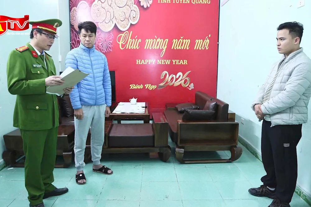 Tạm giam đối tượng chống người thi hành công vụ khi bị kiểm tra nồng độ cồn