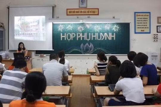 Bộ GD&ĐT yêu cầu chấn chỉnh và xử lý lạm thu