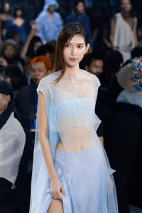 top-model-tyhd-tai-show-dien-thuong-hieu-moi-dien.jpg