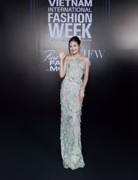 nu-dien-vien-thuy-anh-xuat-hien-tai-tham-do-avifw-21st-edition-2026.jpg