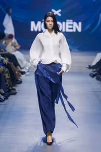 quan-quan-vietnams-next-top-model-2025-lai-mai-hoa-dam-nhan-vi-tri-first-face-cho-bst-nguon-den-tu-thuong-hieu-moi-dien.jpg
