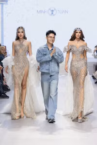 ntk-nguyen-minh-tuan-kheo-lai-show-dien-day-man-nhan.jpg