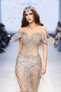 miss-grand-international-all-stars-2026-vanessa-pulgarin-ket-man-cho-show-dien-cua-ntk-nguyen-minh-tuanjpg.jpg