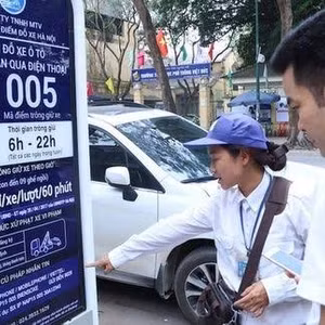 Tin Podcast ngày 19/6/2026: Hà Nội thu phí điện tử không dừng tại 100% bãi đỗ xe từ 1/7