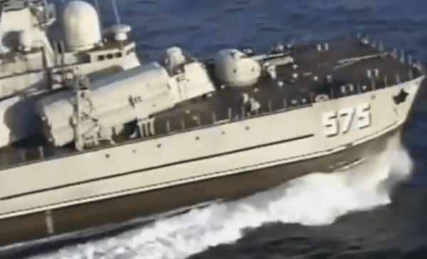 Tàu cao tốc mang tên lửa diệt hạm thuộc Dự án Project 1239 Sivuch