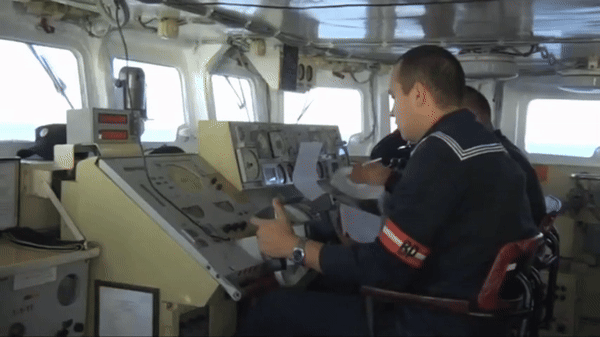 Tàu cao tốc mang tên lửa diệt hạm thuộc Dự án Project 1239 Sivuch