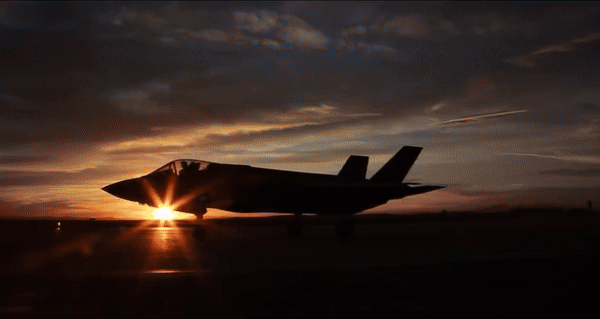 Chiến đấu cơ tàng hình F-35