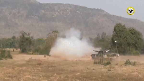 Pakistan mua 679 xe tăng VT4 của Trung Quốc