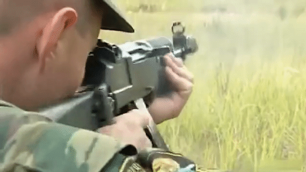 Súng trường tấn công AN-94 dù cực hiện đại nhưng vì sao không phổ biến trong quân đội Nga?