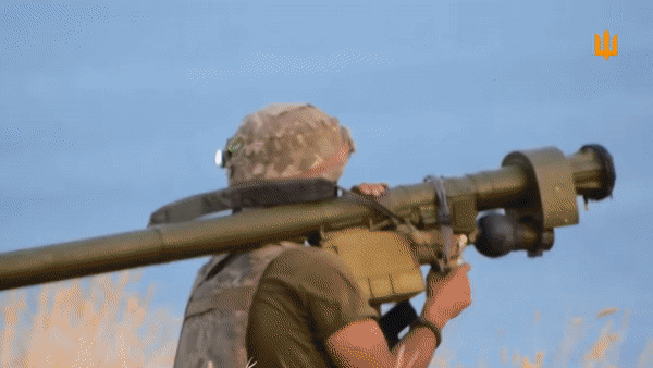 Ukraine tuyên bố phản công Nga trên toàn chiến tuyến