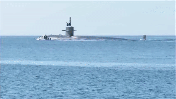 Quá tốn thời gian và tiền bạc để sửa tàu ngầm hạt nhân 'sói biển' của Mỹ