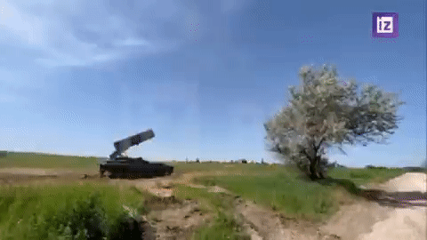 Nga đăng video 'hỏa thần nhiệt áp' TOS-1A 'thiêu rụi' mục tiêu của quân đội Ukraine