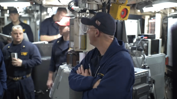 Quá tốn thời gian và tiền bạc để sửa tàu ngầm hạt nhân 'sói biển' của Mỹ