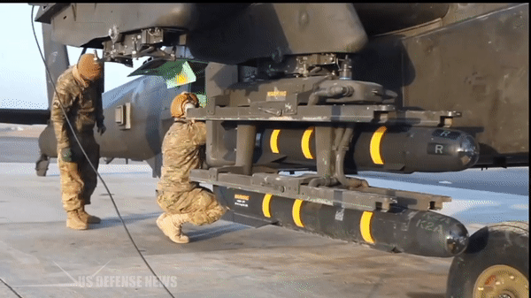 Tên lửa AGM -114 Hellfire được lắp cho trực thăng AH-64 Apache